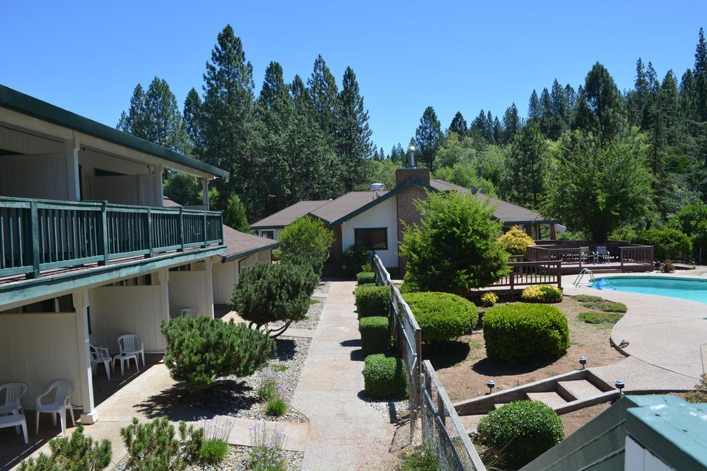 Pioneer Inn & Suites Volcano Dış mekan fotoğraf