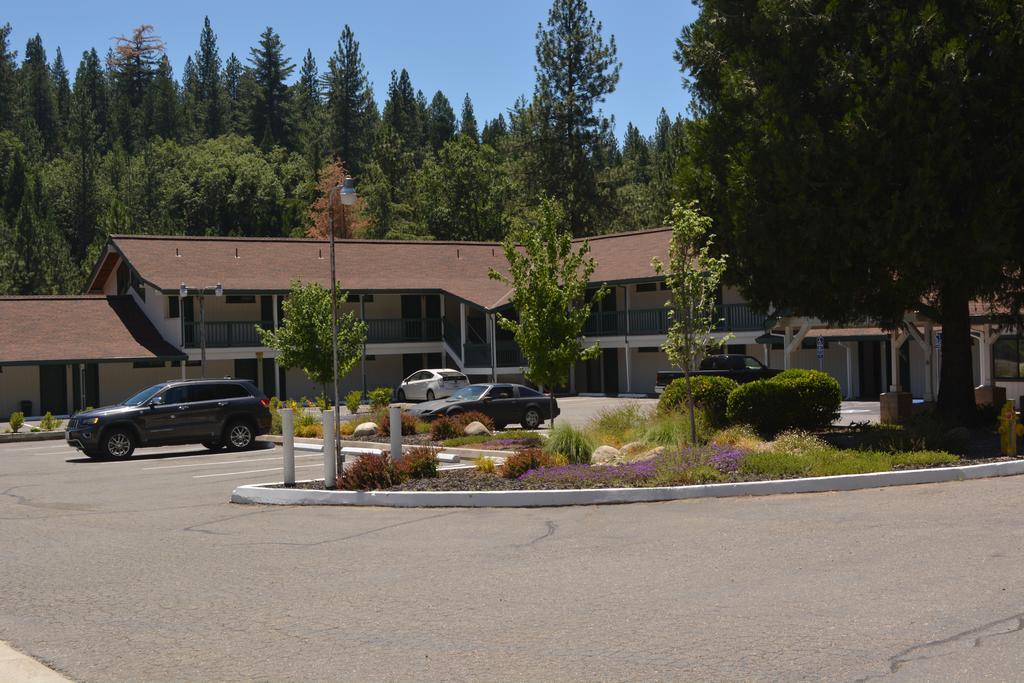 Pioneer Inn & Suites Volcano Dış mekan fotoğraf