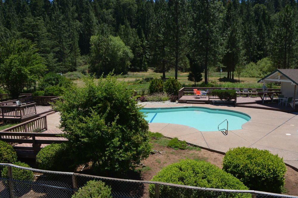 Pioneer Inn & Suites Volcano Dış mekan fotoğraf