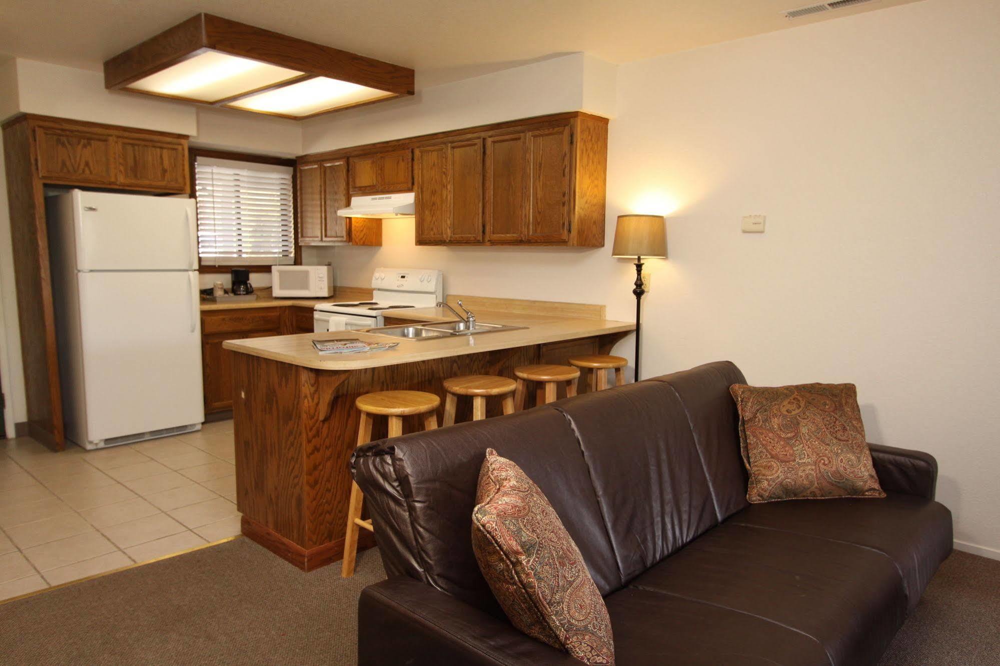 Pioneer Inn & Suites Volcano Dış mekan fotoğraf