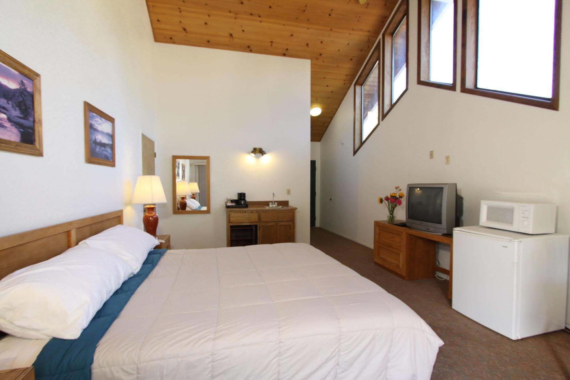 Pioneer Inn & Suites Volcano Dış mekan fotoğraf
